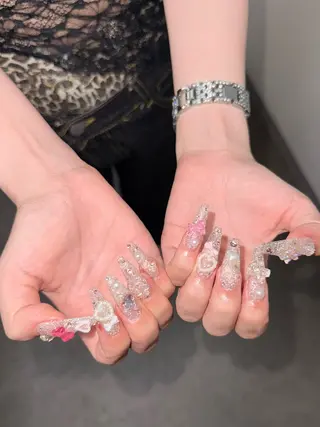 ネイル BERA NAILSのネイルデザイン