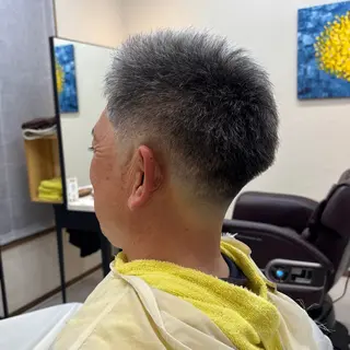 ショート メンズ ユウリ YURIのヘアスタイル