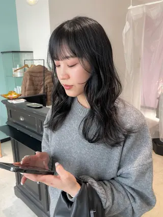 セミロング パーマ MATTY yoshika 🐻のヘアスタイル