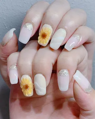 ネイル ネイルサロン トゥルースのネイルデザイン