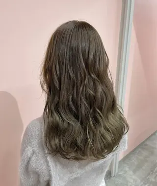 セミロング カラー RIYA❤︎ Aujuaソムリエのヘアスタイル