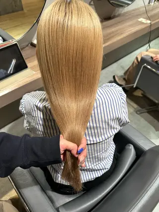 ロング カラー 美髪・シールエクステ ホソタニリョウコのヘアスタイル