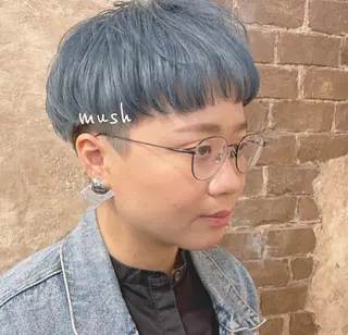 ショート カラー ブリーチ、パーマ 西部笑のヘアスタイル