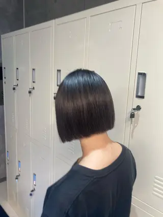 ショート 艶髪ハイトーン💫 Minoriのヘアスタイル