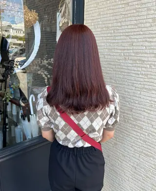 セミロング 神谷 夏帆のヘアスタイル
