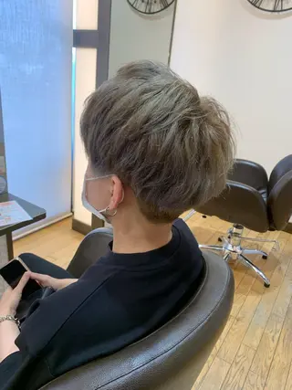 メンズ 透明感カラー/ 岡田澪香のヘアスタイル