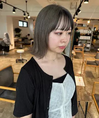 ミディアム カラー ✨艶ブリーチカラー ✨四ノ宮裕己のヘアスタイル