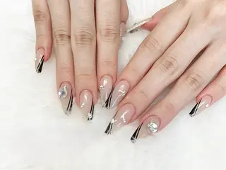 ネイル Ajnail所属・ネイリスト Misaのネイルデザイン