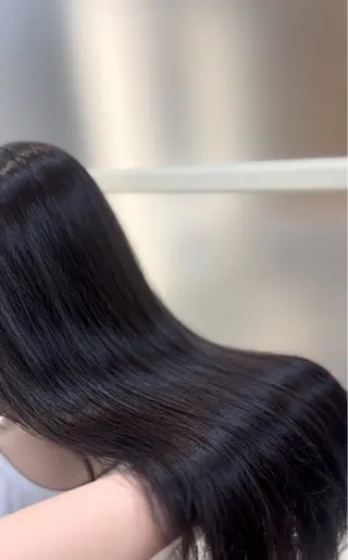 ロング oto🎀×美髪× シースルー前髪🤍のヘアスタイル