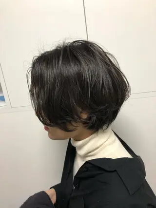 ショート カラー 似合わせカラーカット 🪽chinatsuのヘアスタイル