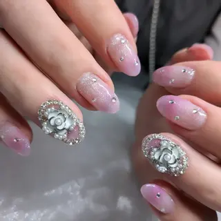 セミロング salon  Liange所属・La maharo YUのネイルデザイン