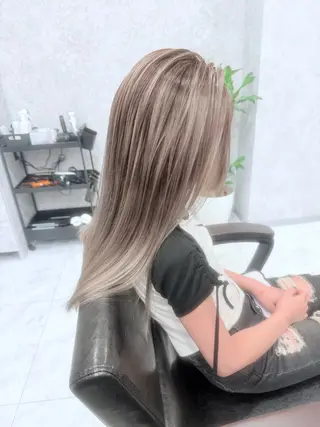 ロング カラー 🌈派手髪ハイトーン 🌈鈴木亮太🌈のヘアスタイル