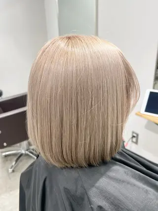 ショート カラー 透明感/ミルクティー /TOMOKA🦋のヘアスタイル