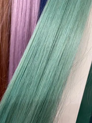 ロング ヘアアレンジ ネイル マツエク・マツパ アイブロウ KITTY 立川のネイルデザイン