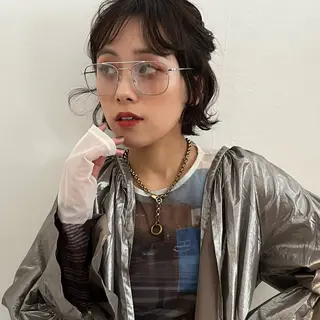 ミディアム 古賀 紅音のヘアスタイル