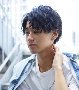 パーマ メンズ スパイラル波巻き パーマ井本汰壱のヘアスタイル