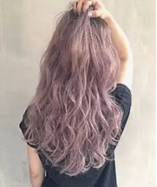 白髪ぼかし&ショート 💎YUMAのヘアスタイル