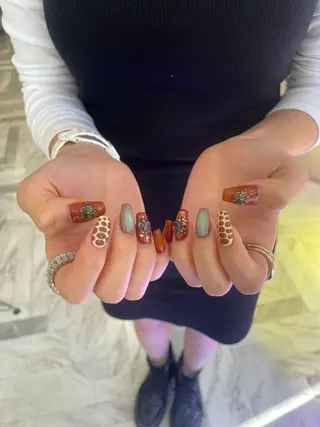 ネイル クルミ/ 💕ワンホンネイルのネイルデザイン