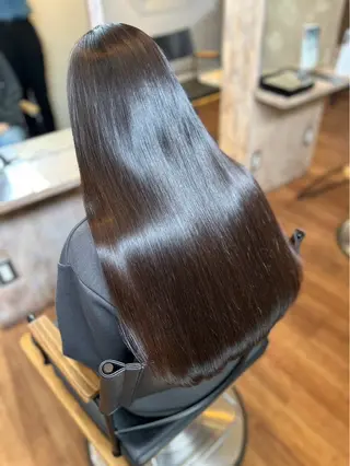 ロング Roijir所属・roijir ロイジーのヘアスタイル