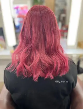 ミディアム 🐥こ ま🐥のヘアスタイル