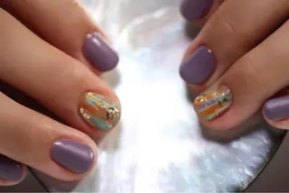 ネイル ママリンド　志村坂上店所属・しみ えんのネイルデザイン