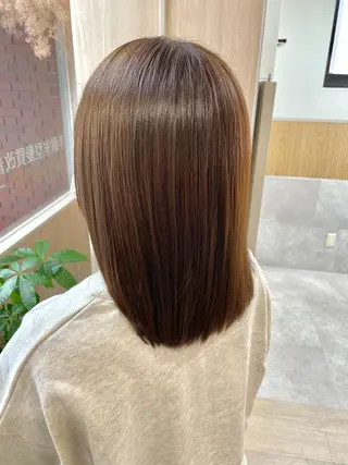 ミディアム カラー 西 めぐみのヘアスタイル