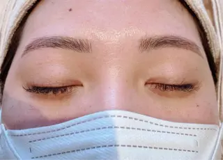 アイブロウ SALON VILLAGE Nagoya所属・Nagoya eye MAYUのマツエク・マツパデザイン