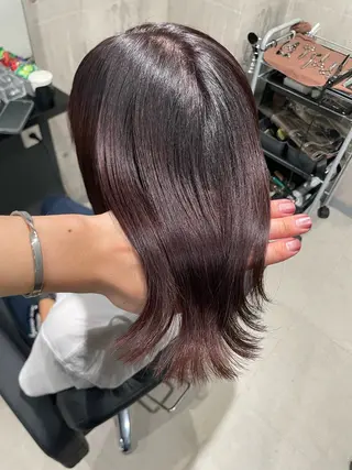 ショート カラー _White ／Hiroのヘアスタイル