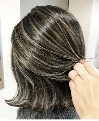 ミディアム カラー ✨髪質改善美容師 永森祥太✨のヘアスタイル