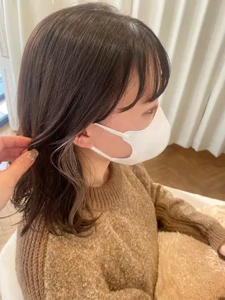 ミディアム カラー 増井 彩乃のヘアスタイル