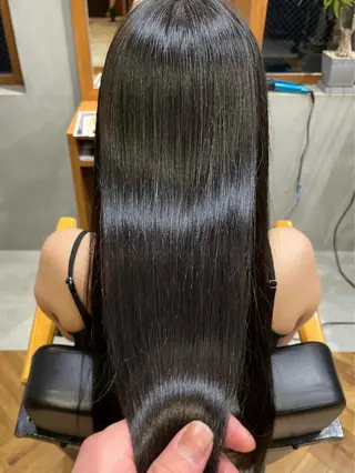 ロング 5:8所属・吉祥寺【髪質改善カラ ー/ブリーチ】藤井のヘアスタイル