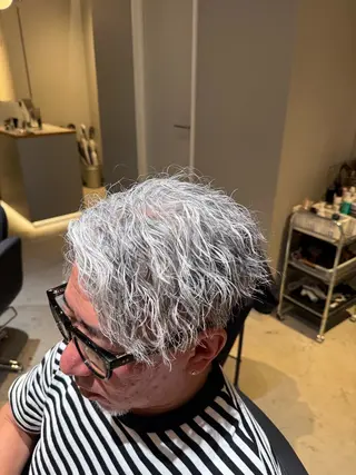 パーマ メンズ 石黒 龍大のヘアスタイル