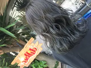 セミロング 玉木 育実のヘアスタイル