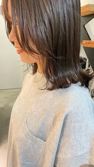 ミディアム カラー SANDRO所属・SANDRO eno☺︎のヘアスタイル