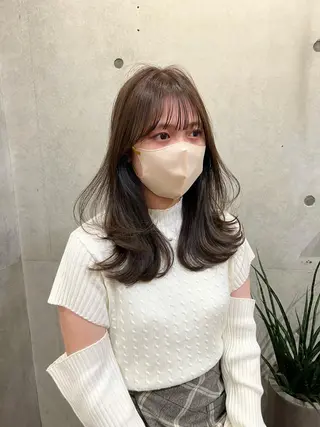 ロング 長尾 理子のヘアスタイル