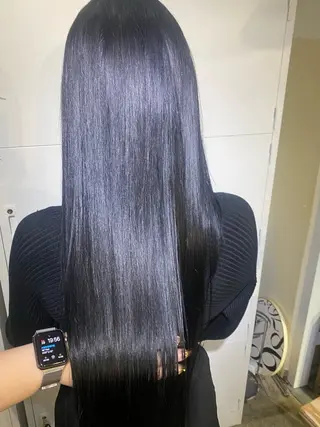 ロング カラー ブリーチカラーと、髪 質改善。HARUKAのヘアスタイル