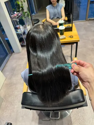 ミディアム カラー 佐藤史哉* 韓国レイヤー赤み除去のヘアスタイル