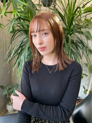 ミディアム カラー 似合わせカット レイヤーボブウルフのヘアスタイル