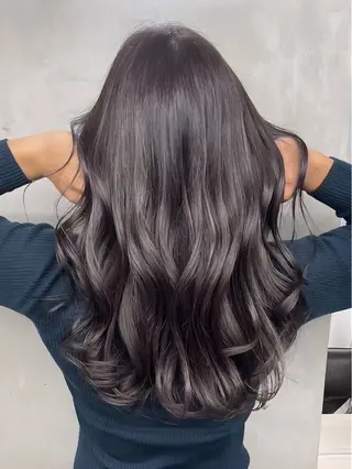 ロング カラー 蝦名 怜のヘアスタイル