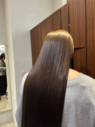 ロング カラー 平居 舞白のヘアスタイル