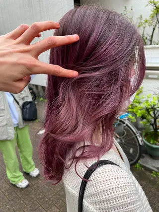 セミロング カラー 原宿サロン代表 デザインカラー伊藤卓のヘアスタイル