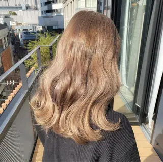 ロング カラー パーマ ヘアアレンジ メンズ キッズ ネイル マツエク・マツパ ハイライト、レイヤー カット/西梅田/中西のヘアスタイル