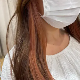 カラー noa  🦋 ブリーチ/暖色のヘアスタイル