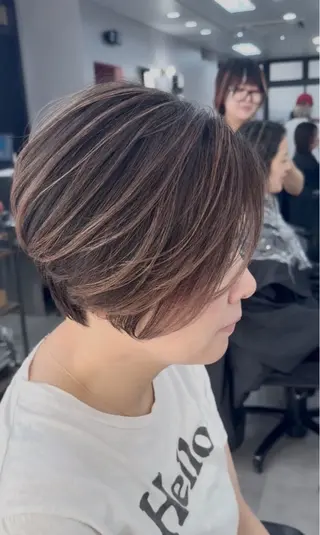 カラー CLUTCH 名古屋所属・住吉 望のヘアスタイル