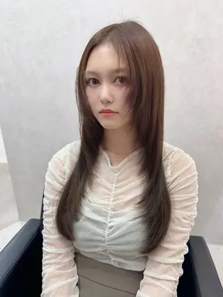セミロング カラー レイヤーカット 韓国🇰🇷EMIのヘアスタイル