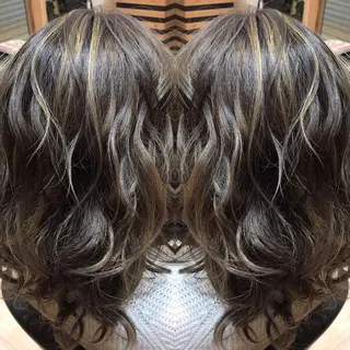 セミロング カラー 大久保 隆蔵のヘアスタイル