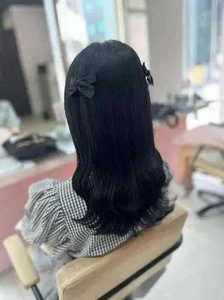 セミロング カラー ヘアアレンジ yuuna モデル募集中🤍のヘアスタイル