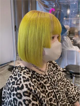 カラー トミオカ ノアのヘアスタイル