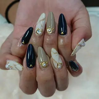 ネイル 花田 茜のネイルデザイン