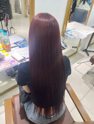 ロング 髪質改善ピンクカラー 💞はな🫧🎀のヘアスタイル